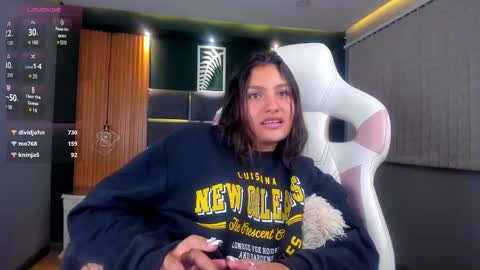 Lily online show from 02/24/25, 10:15