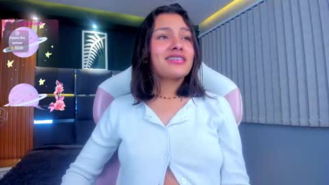 Lily online show from 03/08/25, 09:39