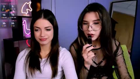 Lily online show from 10/22/25, 07:24