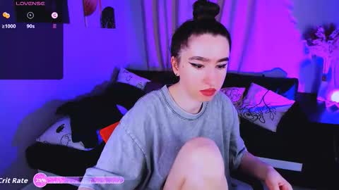 LILY online show from 10/12/25, 10:36