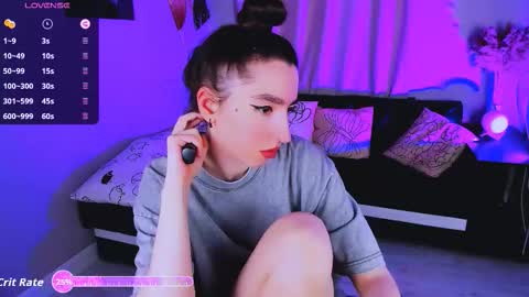 LILY online show from 10/22/25, 08:36