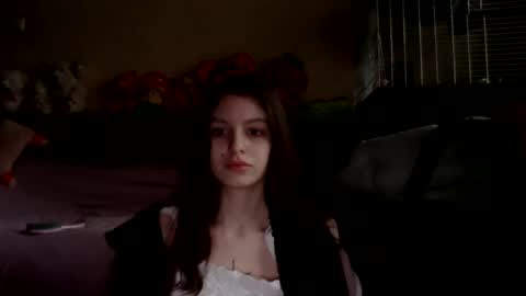 Snapshot of lilycandy_ chatting on 02/05/25, 12:17 lilycandy_ online show from 02/05/25, 12:17