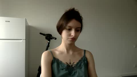 Snapshot of lilycandy_ chatting on 03/07/25, 01:29 lilycandy_ online show from 03/07/25, 01:29