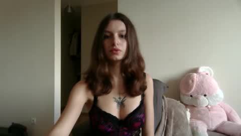 Snapshot of lilycandy_ chatting on 10/20/25, 10:05 lilycandy_ online show from 10/20/25, 10:05