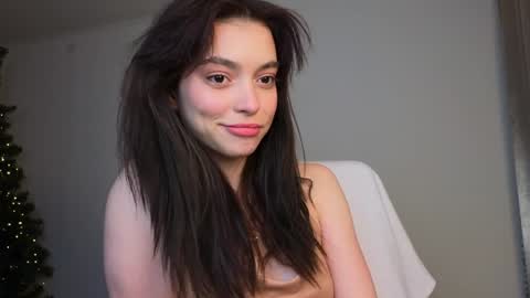 Lily   online show from 01/16/25, 06:37
