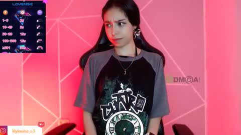 Liliana louise online show from 11/19/25, 04:40