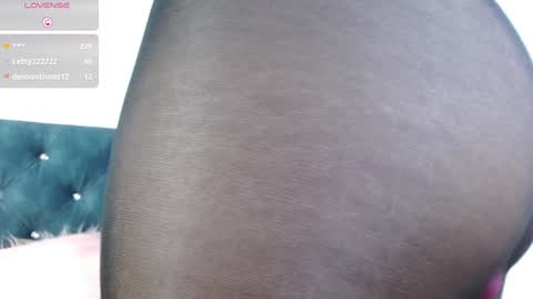 Snapshot of lilymadisson_f_w chatting on 12/13/24, 10:02 Lili online show from 12/13/24, 10:02