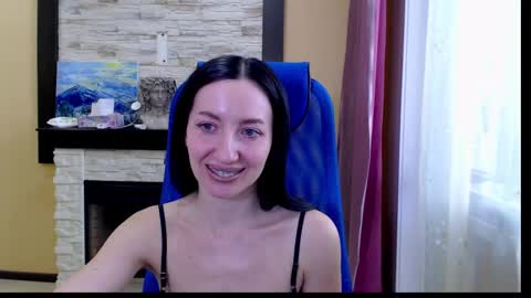 Lily online show from 03/01/25, 07:51