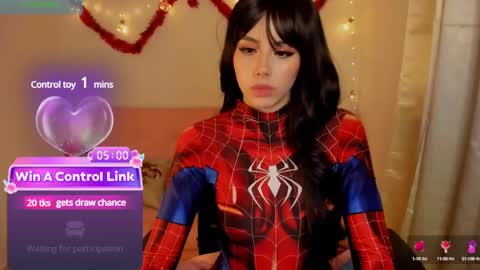 Snapshot of lilyrouse_ chatting on 12/23/24, 04:55 lily help me to collect more cosplay online show from 12/23/24, 04:55
