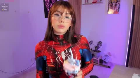 Snapshot of lilyrouse_ chatting on 10/11/25, 12:32 lily help me to collect more cosplay online show from 10/11/25, 12:32
