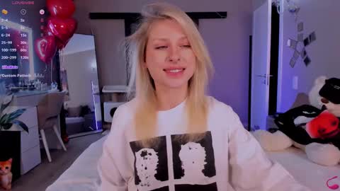 Lily online show from 02/18/25, 11:30