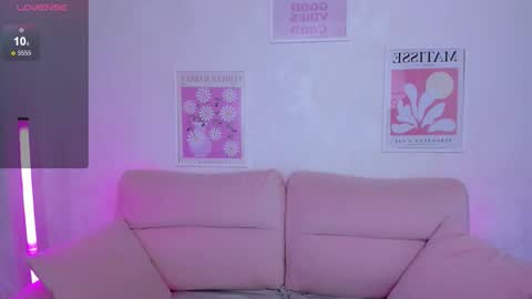 Lina online show from 10/08/25, 02:31