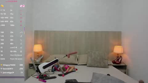 Snapshot of lina_garcia chatting on 03/08/25, 02:40 online show from 03/08/25, 02:40