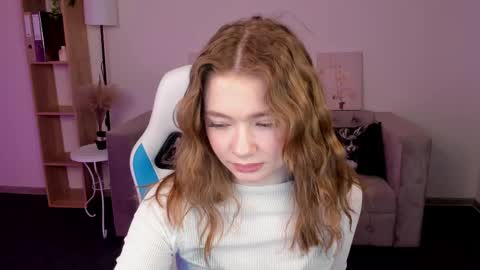 Snapshot of lina_kiss_me chatting on 03/11/25, 03:37 Lina online show from 03/11/25, 03:37