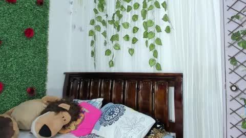 paola online show from 03/08/25, 01:17