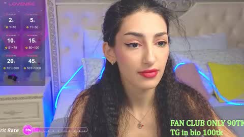 Snapshot of lina_robbins chatting on 10/07/25, 04:20 Lina Robbins online show from 10/07/25, 04:20