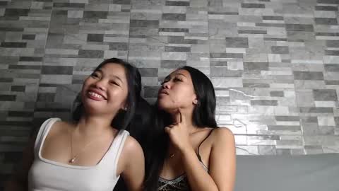 Snapshot of linadebie chatting on 11/16/25, 05:29 LinaDebie online show from 11/16/25, 05:29