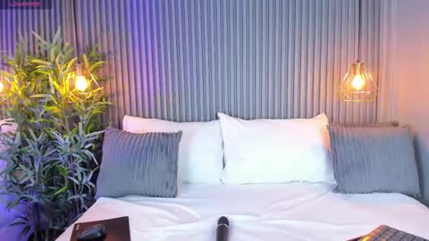Snapshot of linaglam chatting on 03/10/25, 10:55 LinaGlam online show from 03/10/25, 10:55