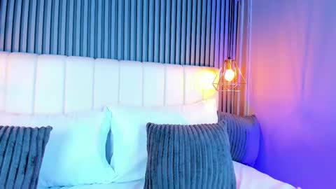 Snapshot of linaglam chatting on 09/30/25, 10:48 LinaGlam online show from 09/30/25, 10:48