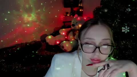 Snapshot of linatruly chatting on 12/30/24, 08:25 Lina online show from 12/30/24, 08:25