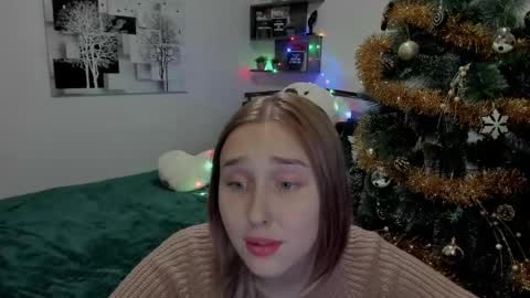 Snapshot of linatruly chatting on 01/10/25, 12:59 Lina online show from 01/10/25, 12:59