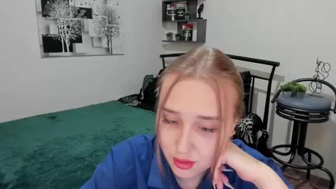 Snapshot of linatruly chatting on 03/04/25, 08:16 Lina online show from 03/04/25, 08:16