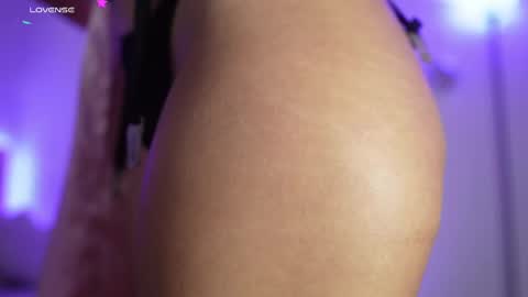 Lincy Rios  online show from 10/08/25, 12:08