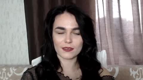 Snapshot of linda_aa chatting on 03/10/25, 03:20 Linda online show from 03/10/25, 03:20
