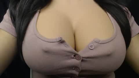 Snapshot of linda_perfect99 chatting on 11/08/25, 07:12 Linda online show from 11/08/25, 07:12