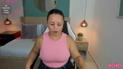 Snapshot of linda_rios_ chatting on 01/25/25, 07:18 L I N D A online show from 01/25/25, 07:18