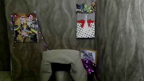 Linda online show from 11/14/25, 02:05