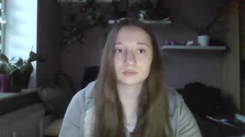 Snapshot of lindaamore chatting on 10/19/25, 03:12 LindaAmore online show from 10/19/25, 03:12