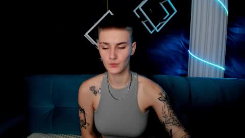 lindabryantt online show from 03/10/25, 03:12