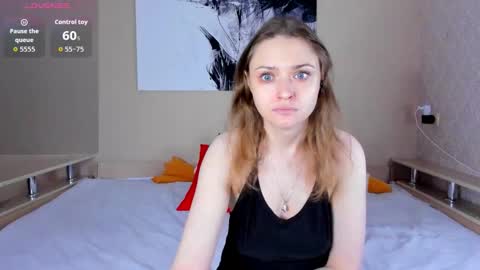 Linda online show from 11/12/25, 09:42