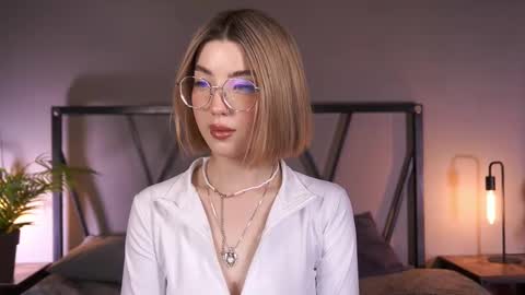 your Linda is back online show from 02/10/25, 11:15