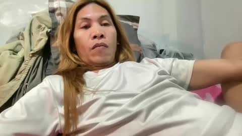 Snapshot of lingkure_69ts chatting on 02/01/25, 10:15 weng bustamante online show from 02/01/25, 10:15