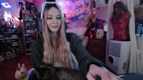 Lin online show from 09/29/25, 08:46