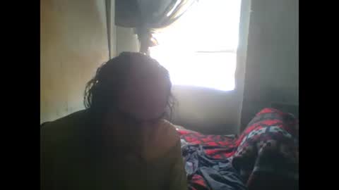 belledelfyyy online show from 02/12/25, 08:40