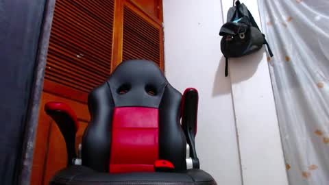 lion_grr online show from 12/07/24, 11:23