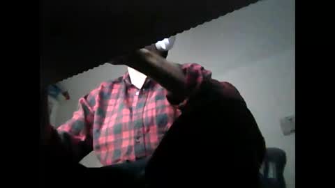 Snapshot of liongr69 chatting on 02/13/25, 09:38 liongr69 online show from 02/13/25, 09:38
