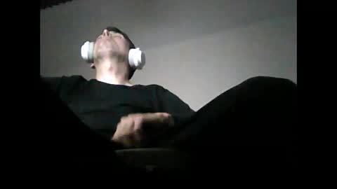 Snapshot of liongr69 chatting on 03/03/25, 11:14 liongr69 online show from 03/03/25, 11:14