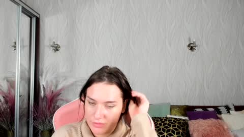 Snapshot of lisa_elfy chatting on 01/06/25, 10:05 lisa_elfy online show from 01/06/25, 10:05