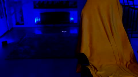 Snapshot of lisa_elfy chatting on 02/08/25, 05:40 lisa_elfy online show from 02/08/25, 05:40