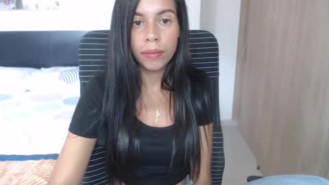 Snapshot of lisa_g07 chatting on 01/08/25, 02:03 Lisa Santos online show from 01/08/25, 02:03
