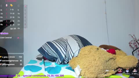 Snapshot of lisa_housten chatting on 01/04/25, 07:24 Lisa online show from 01/04/25, 07:24