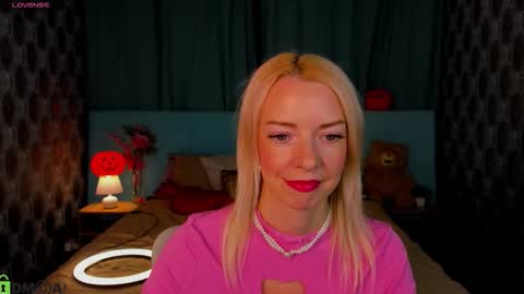 Lisa online show from 10/29/25, 12:46