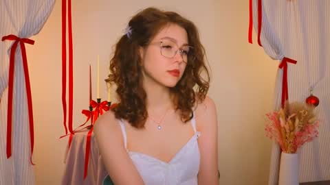  Lisa  online show from 12/20/24, 01:47