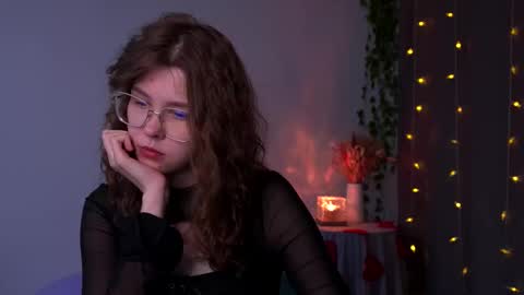  Lisa  online show from 09/25/25, 06:55