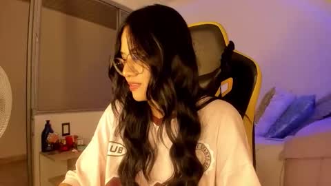 Lisa Thompson online show from 10/30/25, 01:18