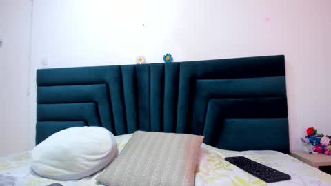 lisa white  online show from 02/18/25, 10:03